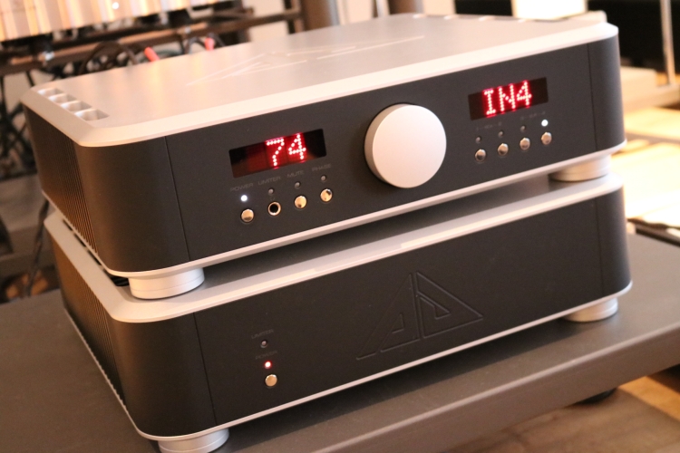 AirTight ATC-5 Reference Pre-amp. No compromise pre At True Audiophile