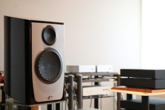 Paradigm Persona B | HFA - The Independent Source For Audio Equipment ...